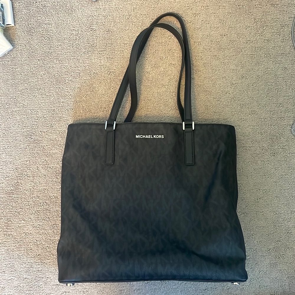 Black MK Michael Kors Bag
